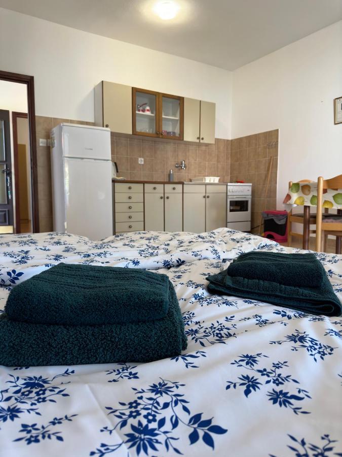 Apartmani Marko Novalja Eksteriør billede