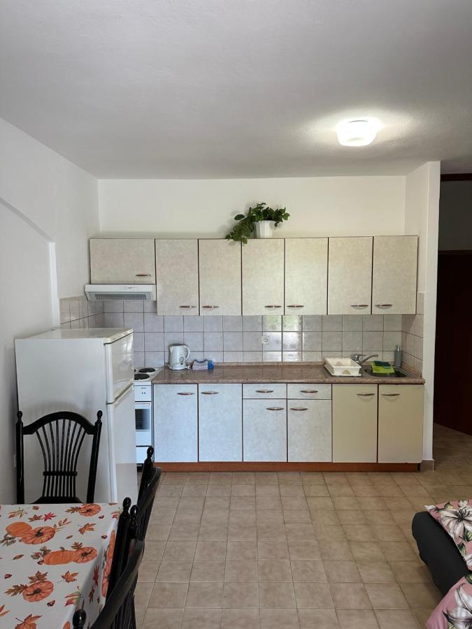 Apartmani Marko Novalja Eksteriør billede